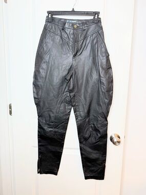 Vintage Lizwear Black Leather Pants High Rise Tapered Zip Ankle 26 Waist